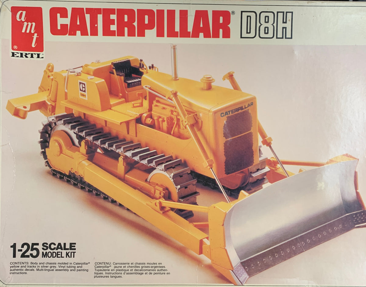 The AMT/Ertl Caterpillar D8H Bulldozer kit #6670