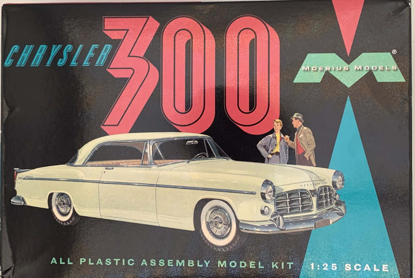 Moebius Chrysler 300, 1/25 Scale Model Kit