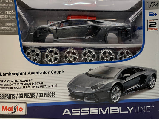 Maisto Assembly Line Die-Cast Lamborghini Aventador Coupé, 1/24 Scale Model Kit