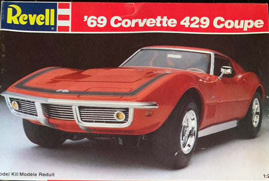 Revell ‘69 Corvette 429 Coupe, 1/25 Scale Model Kit