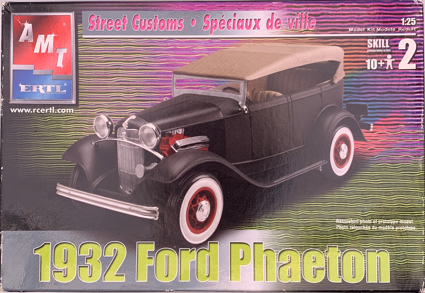 AMT 1932 Ford Phaeton 1:25 Scale Model Kit