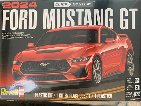 24 Ford Mustang GT 1/24 model kit