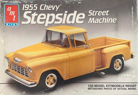 AMT 1955 Chevy Stepside Street Machine, 1/25 Scale Model Kit
