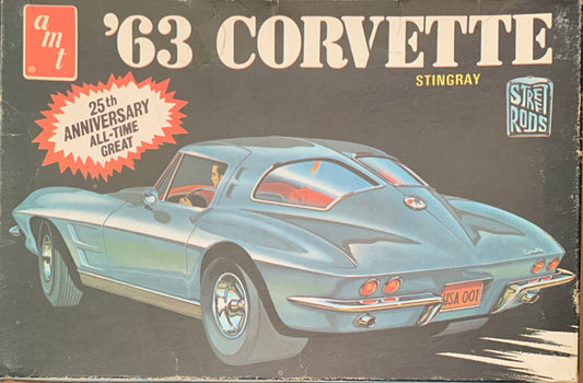 AMT ‘63 Corvette Stingray, 1/25 Scale Model Kit