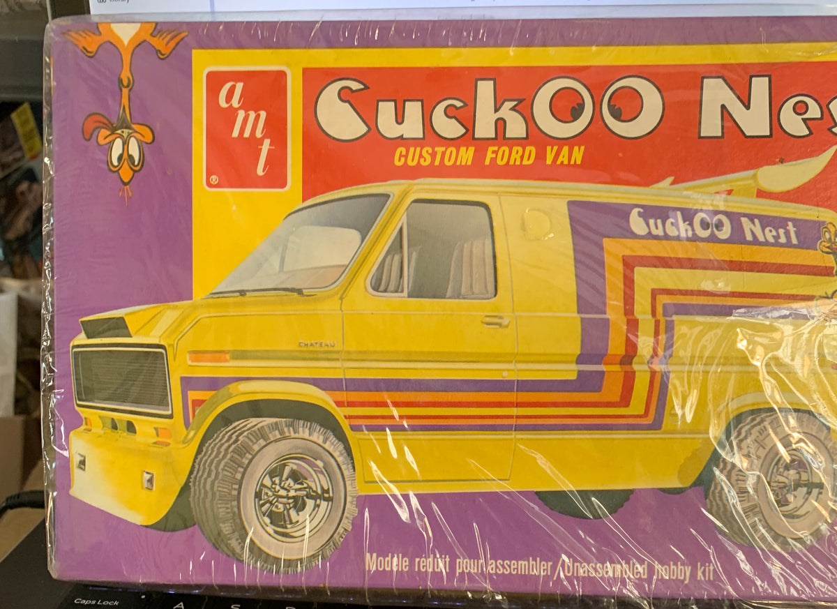 AMT “Cuckoo Nest” Custom Ford Van kit #T-420 is an original 1977 1/25-scale custom Ford Econoline van.