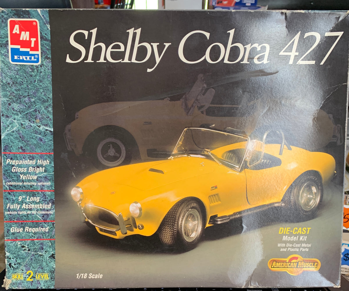 AMT/Ertl Shelby Cobra 427 kit #6589 is a large 1/18-scale die-cast-and-plastic assembly kit,