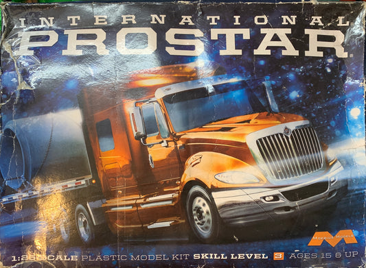 Moebius International Prostar, 1/25 Scale Model Kit