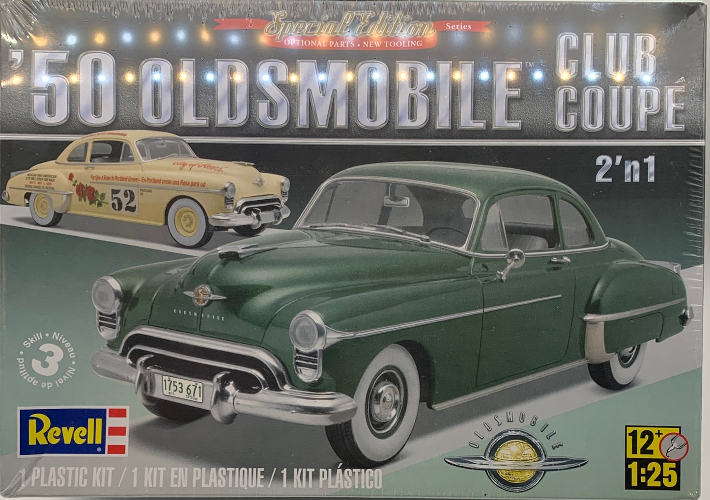 AMT ‘50 Oldsmobile Club Coupé 2 in 1, 1/25 Scale Model Kit