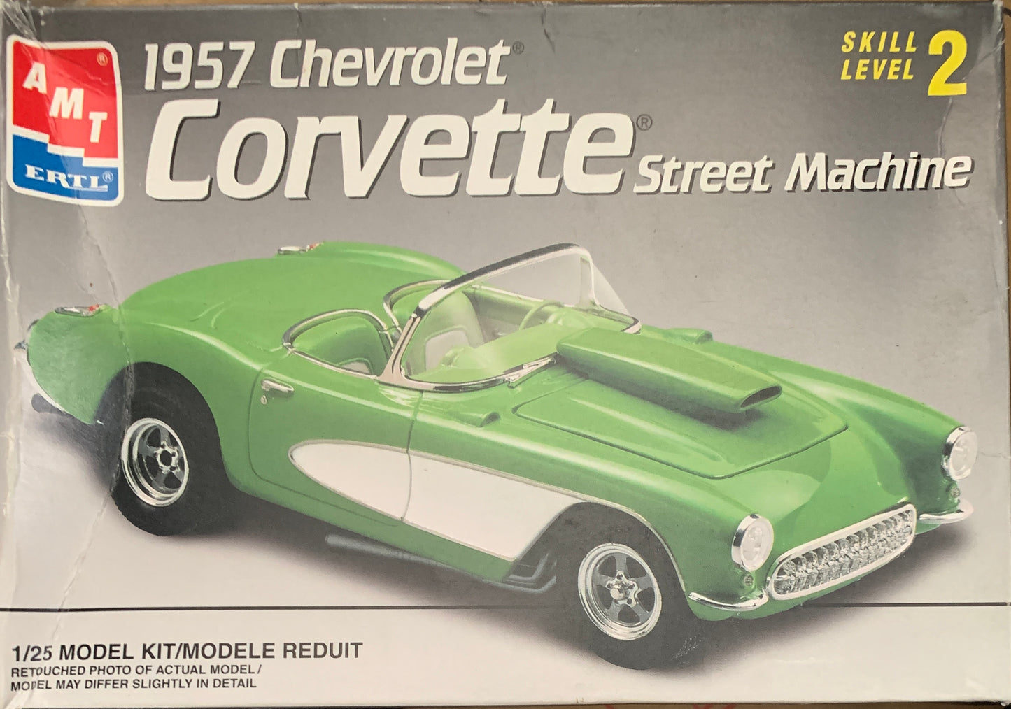 AMT 1957 Chevrolet Corvette Street Machine, 1/25 Scale Model Kit