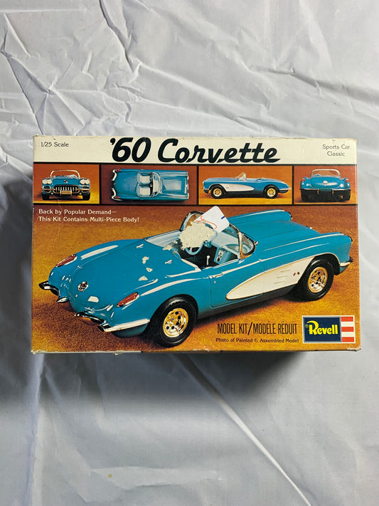 Revell ‘60 Corvette, 1/25 Scale Model Kit
