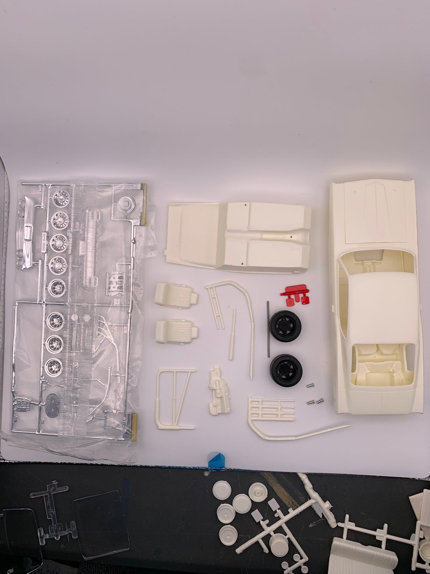 AMT 1969 Ford Talledega, 1:25 Scale Model Kit
