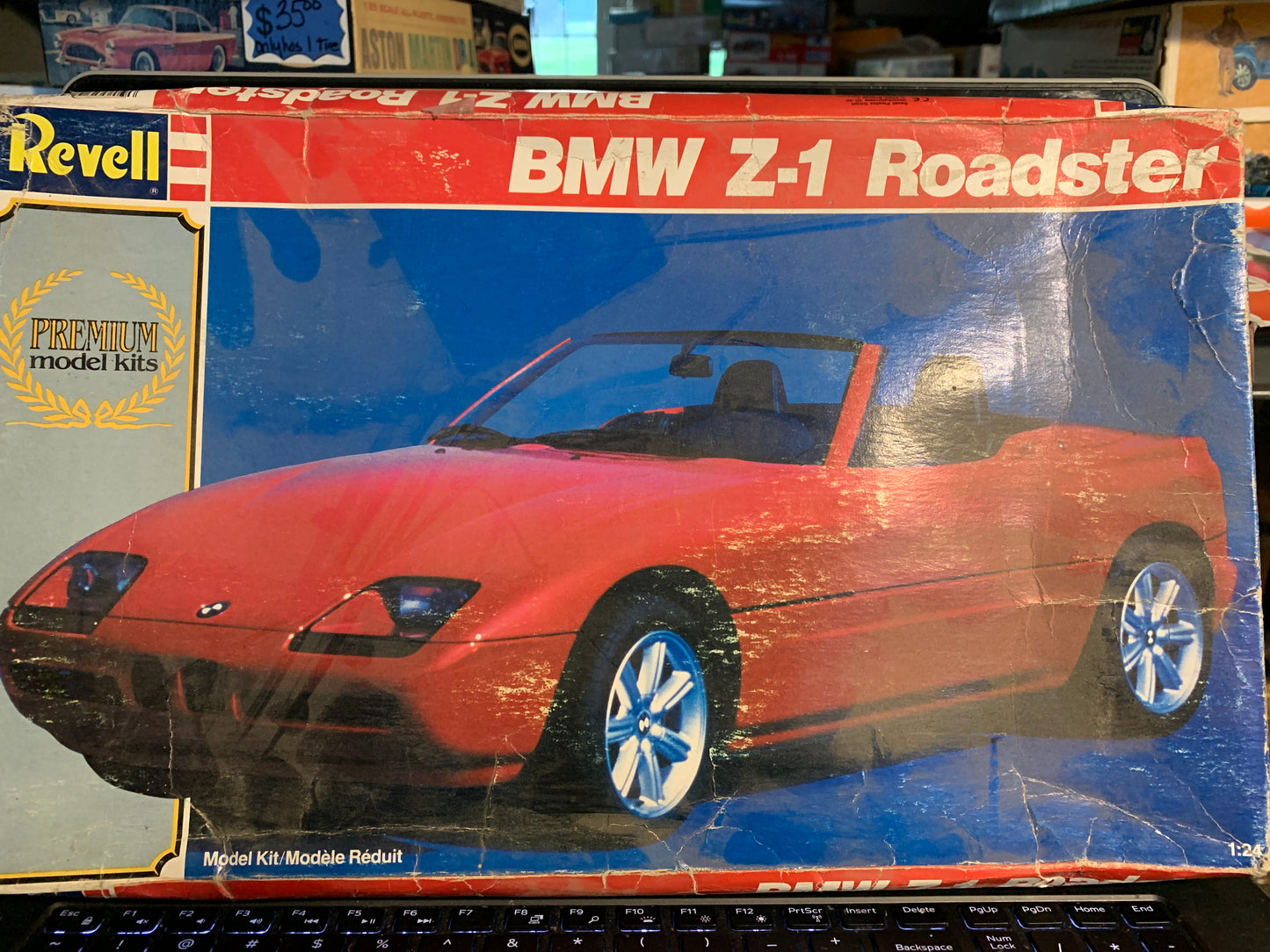 Heller Jaguar Type E 3L8 FHC Model kit 709