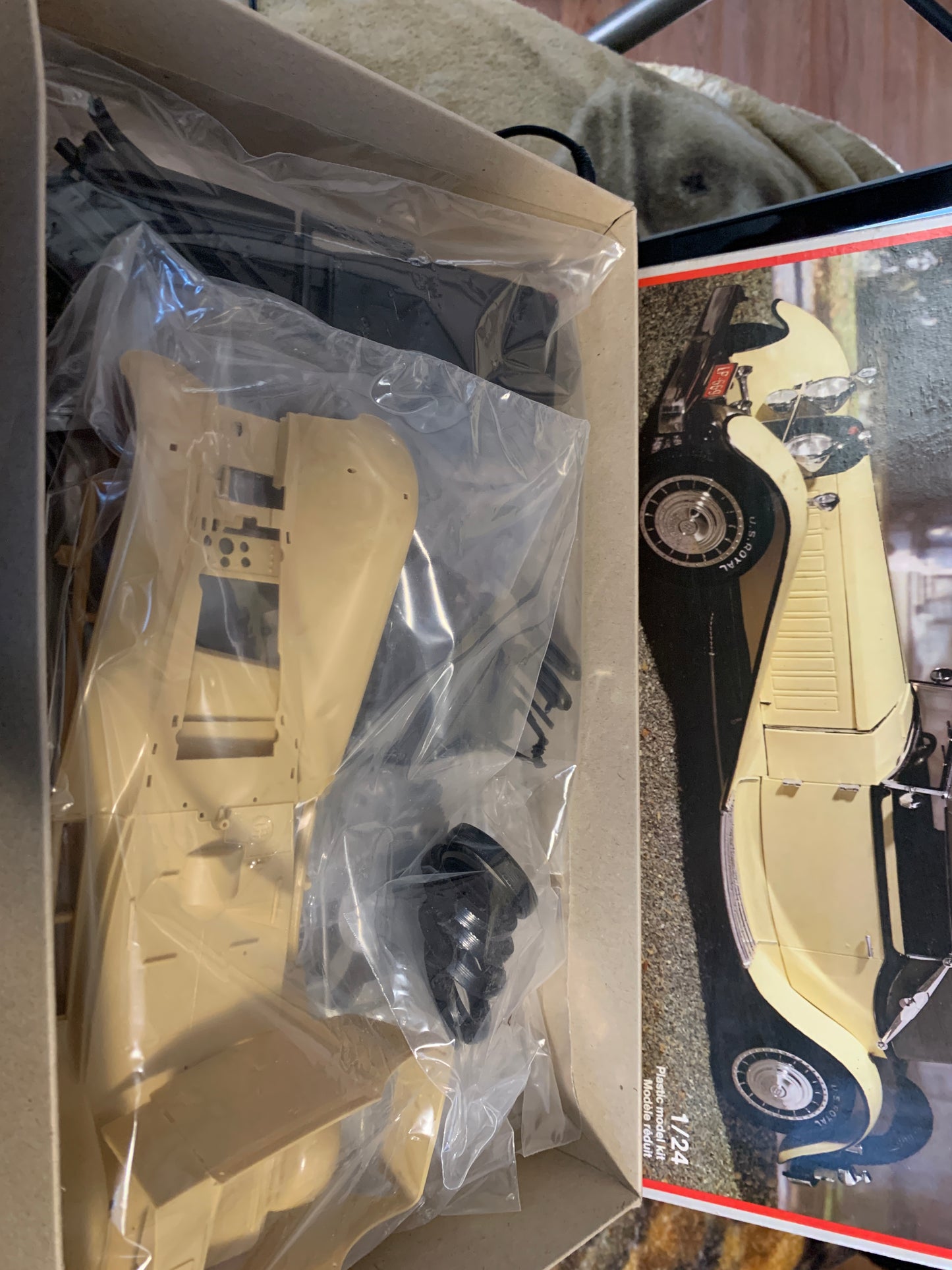 Revell 1931 Bugatti Royale Victoria #7380, 1/24 scale
