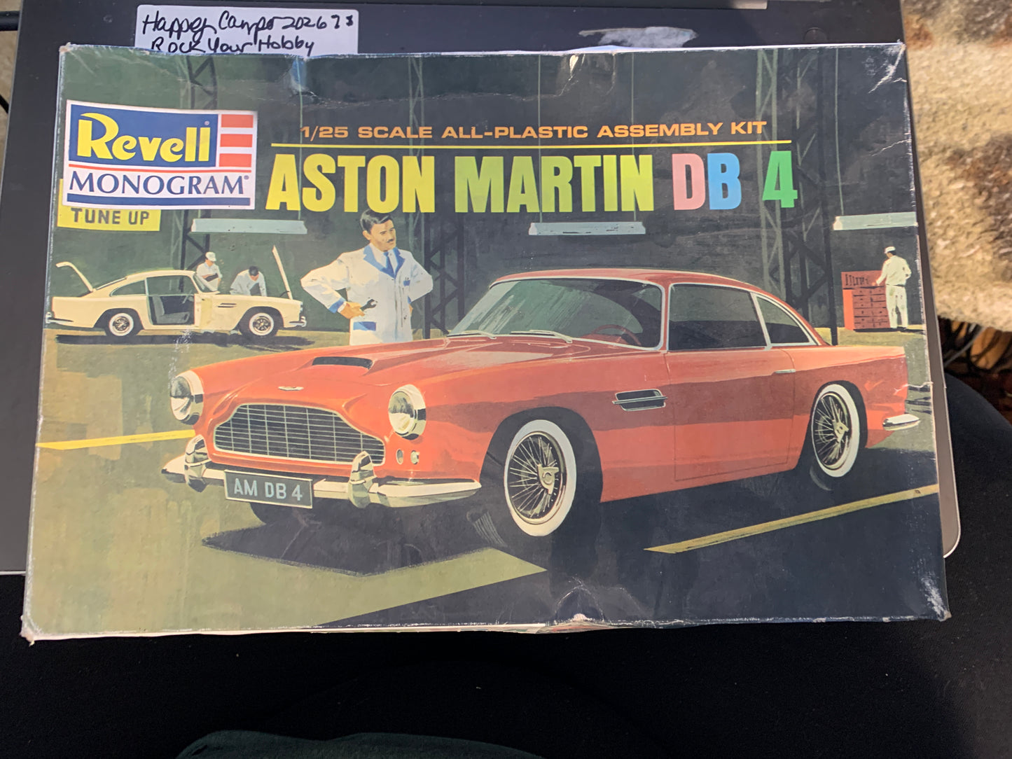 Revell/Monogram 1960 Aston Martin DB4 #562, 1/25 scale