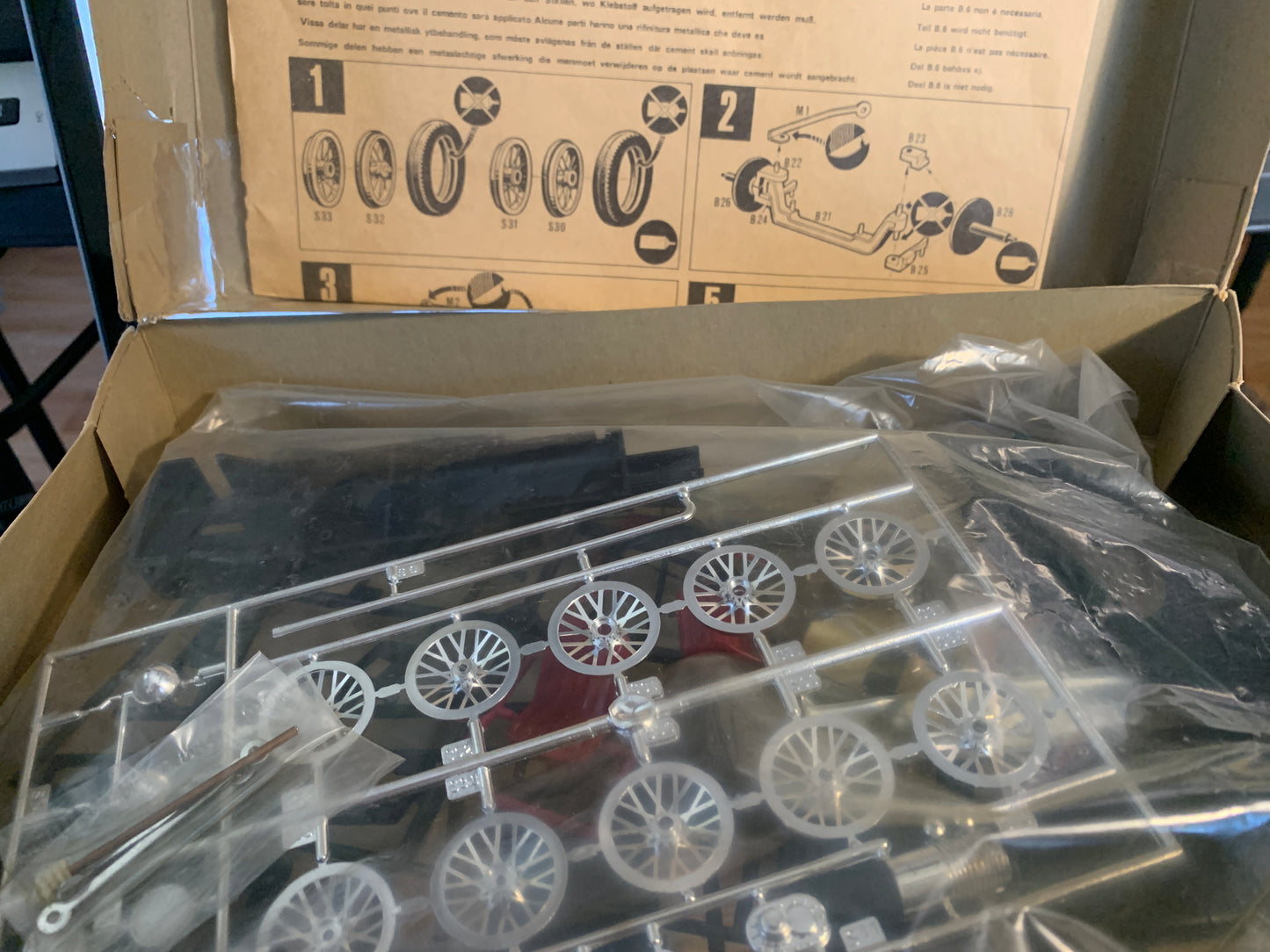 FROG International 1930 Bentley Blower kit #F727, 1/24 scale