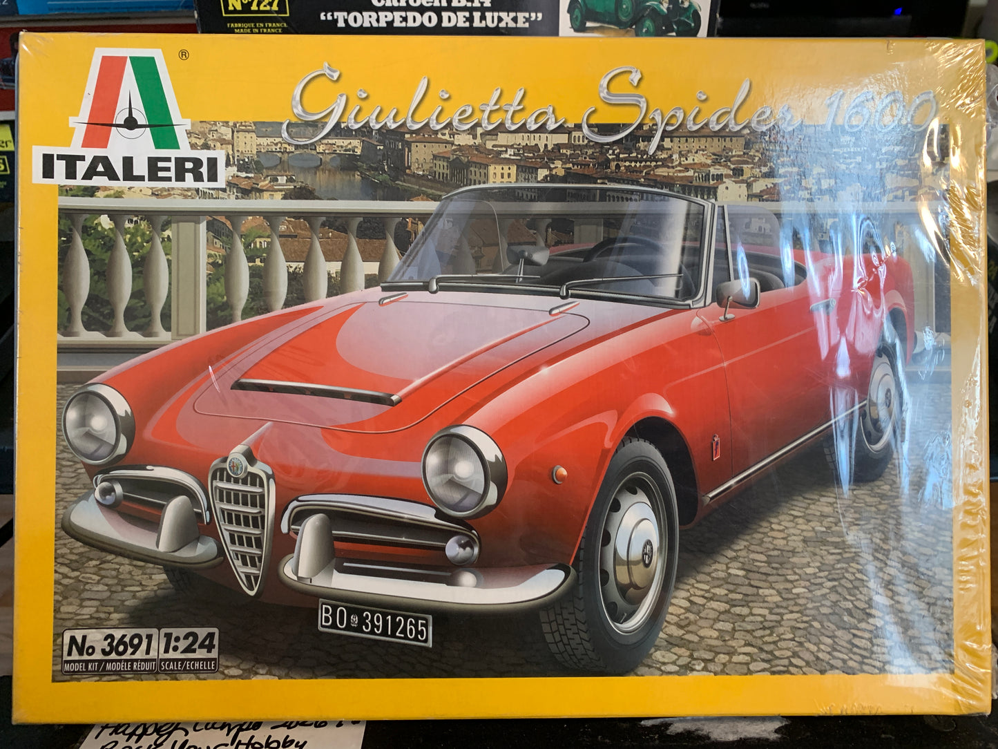 Italeri Alfa Romeo Giulietta Spider 1600 kit #3691, 1/24 scale