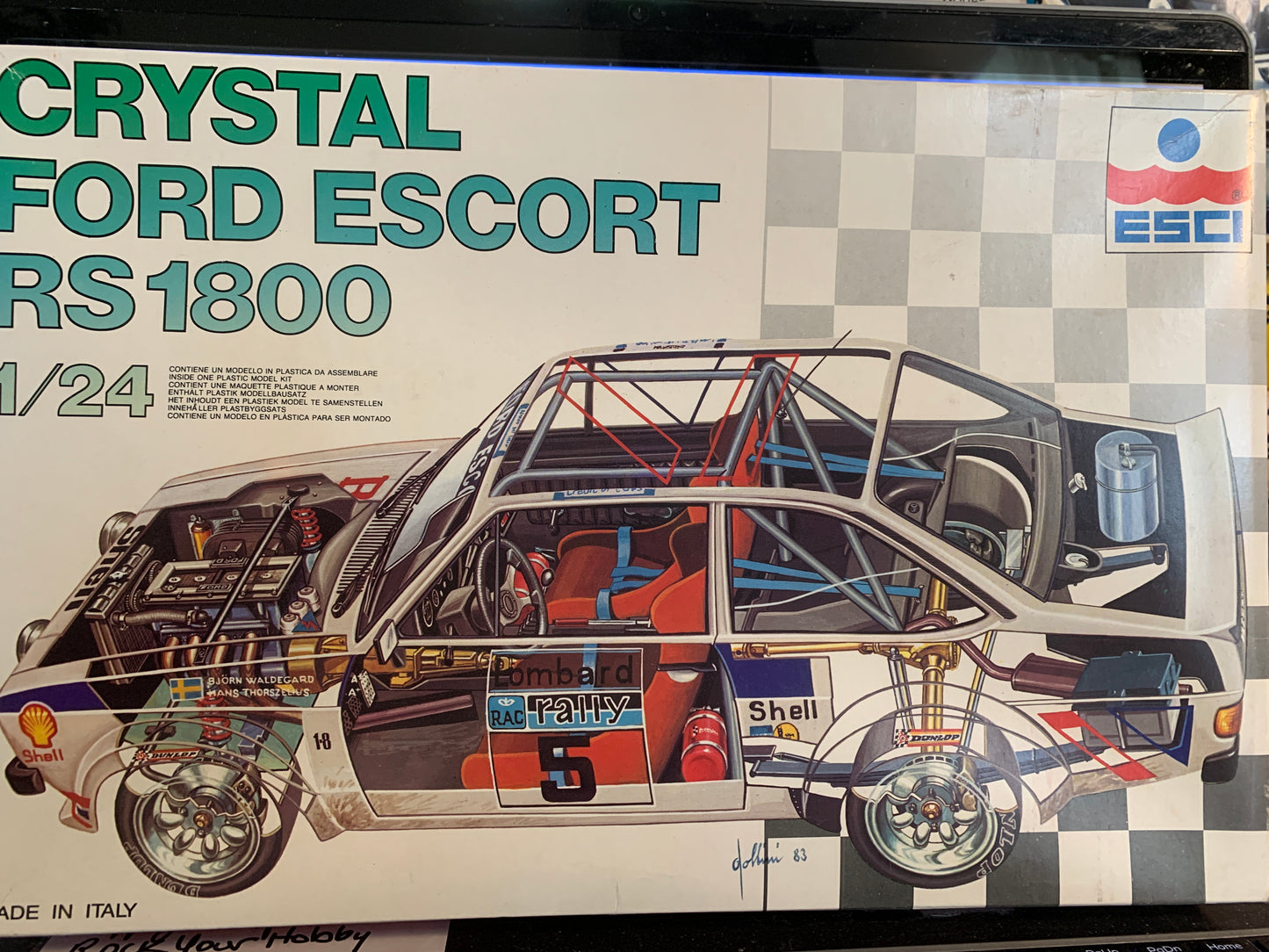 ESCI Crystal Ford Escort RS 1800 kit #3049, 1/24 scale