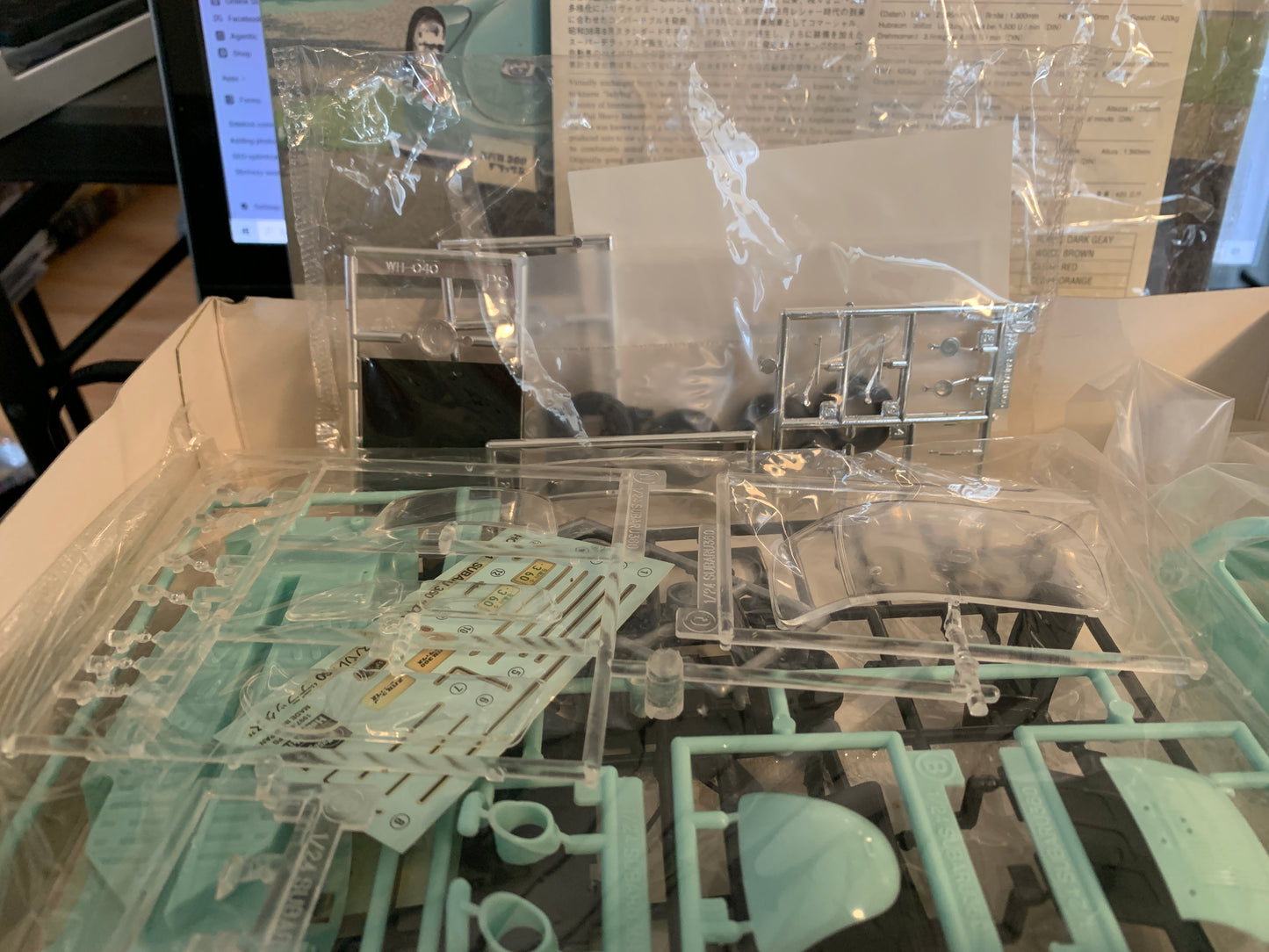 Hasegawa 1968 Subaru 360 Deluxe K111 kit #21207