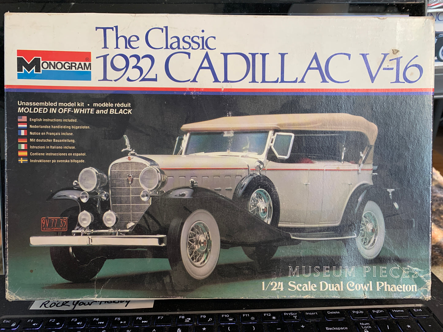 Monogram 1932 Cadillac V-16 Dual Cowl Phaeton kit 2305