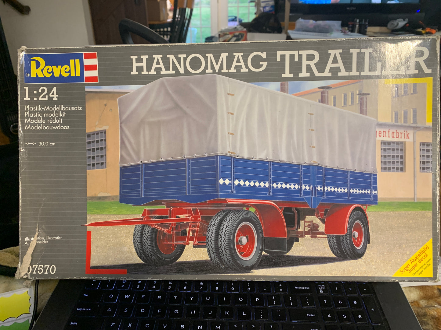 Revell Hanomag Trailer kit No. 07570, 1/24 scale