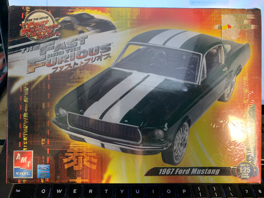 AMT/Ertl 1967 Ford Mustang kit #38509 is the 2006 Fast & Furious: Tokyo Drift edition in 1/25 scale