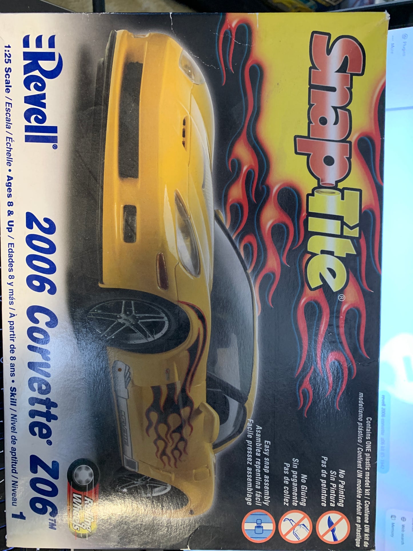 Revell 2006 Corvette Z06 kit #85-1942 is a 2006 SnapTite reissue in 1/25 scale