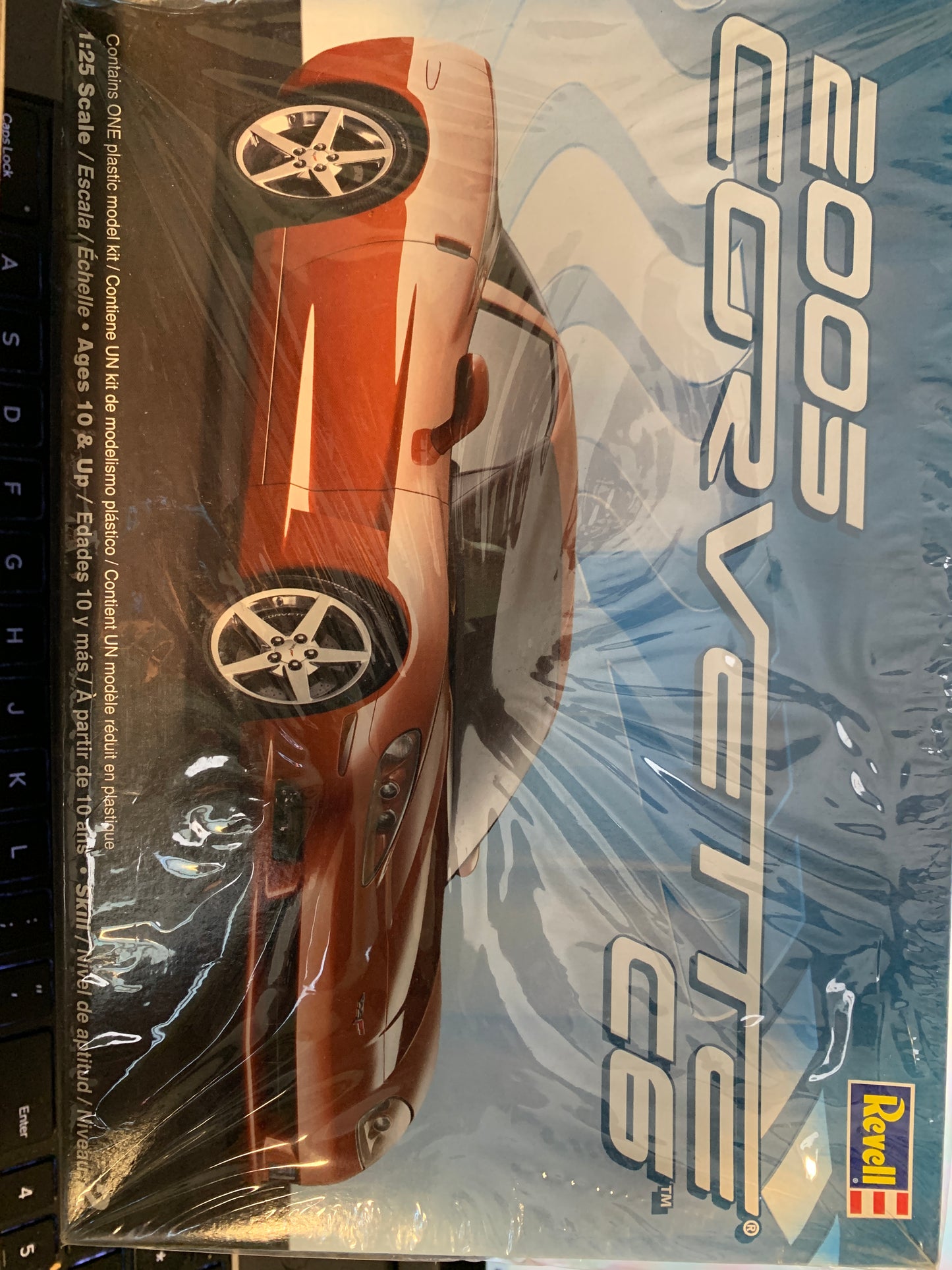 Revell 2005 Corvette C6 kit #85-2840 is a full-detail 1/25-scale