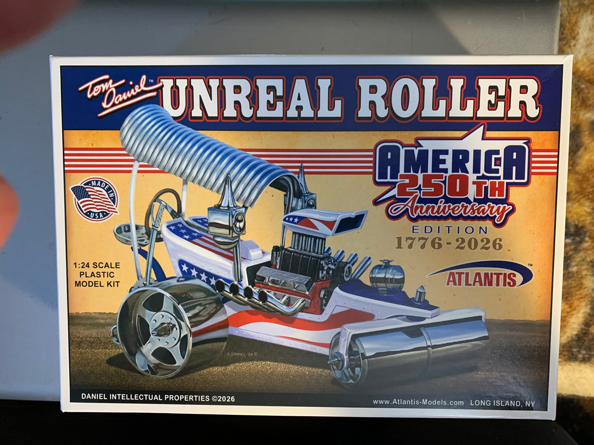 Atlantis Tom Daniel Unreal Roller USA model kit