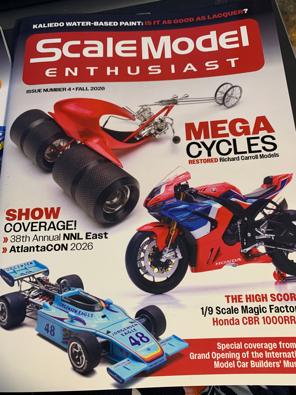 Scale model enthusiast magazine