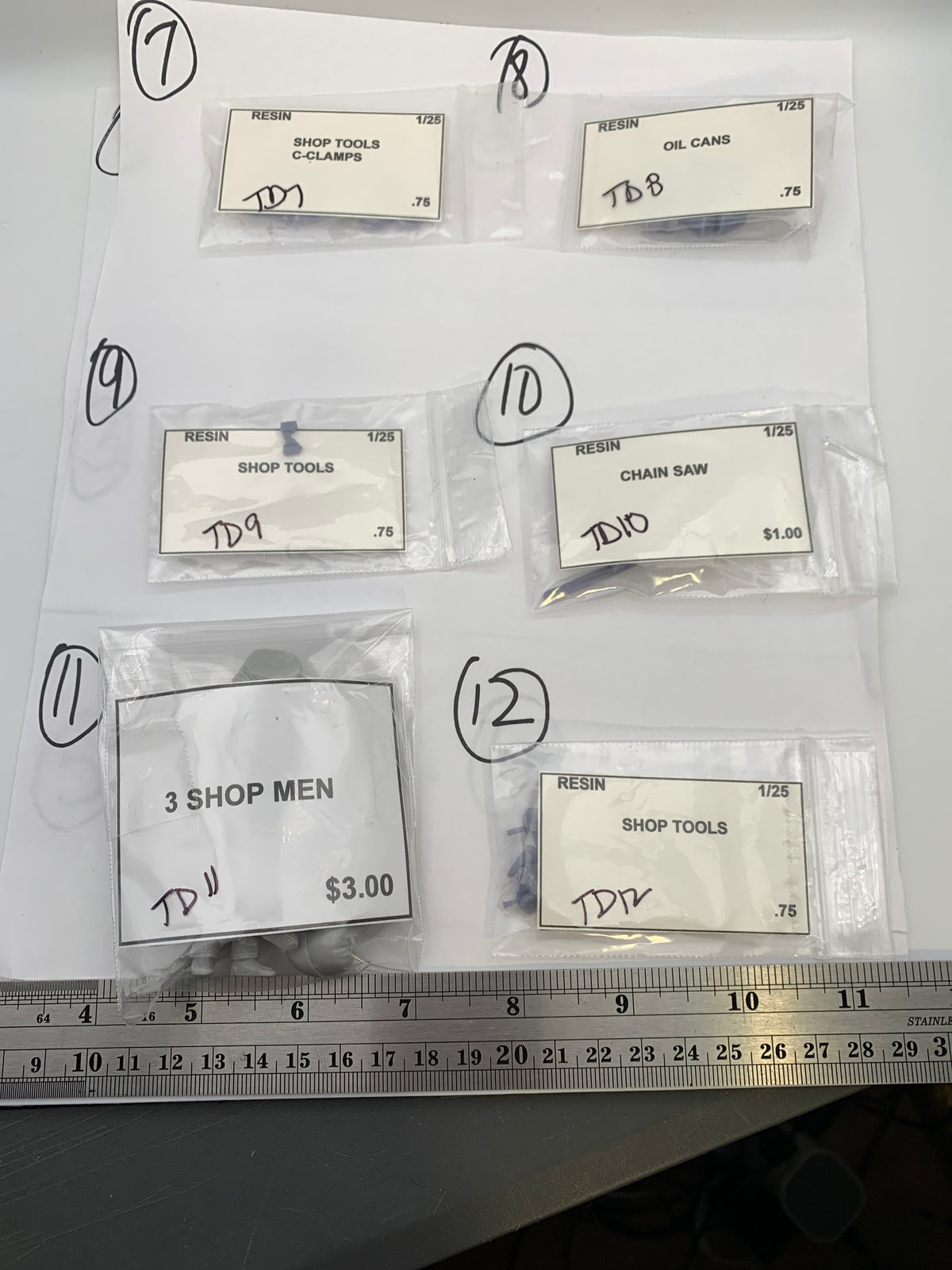 MISC TOOLS & DIORAMA PARTS BAGS